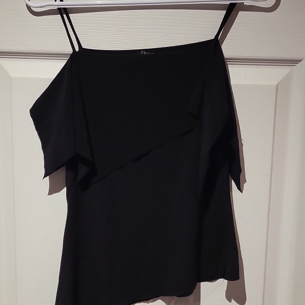Asymmetric top ptp17